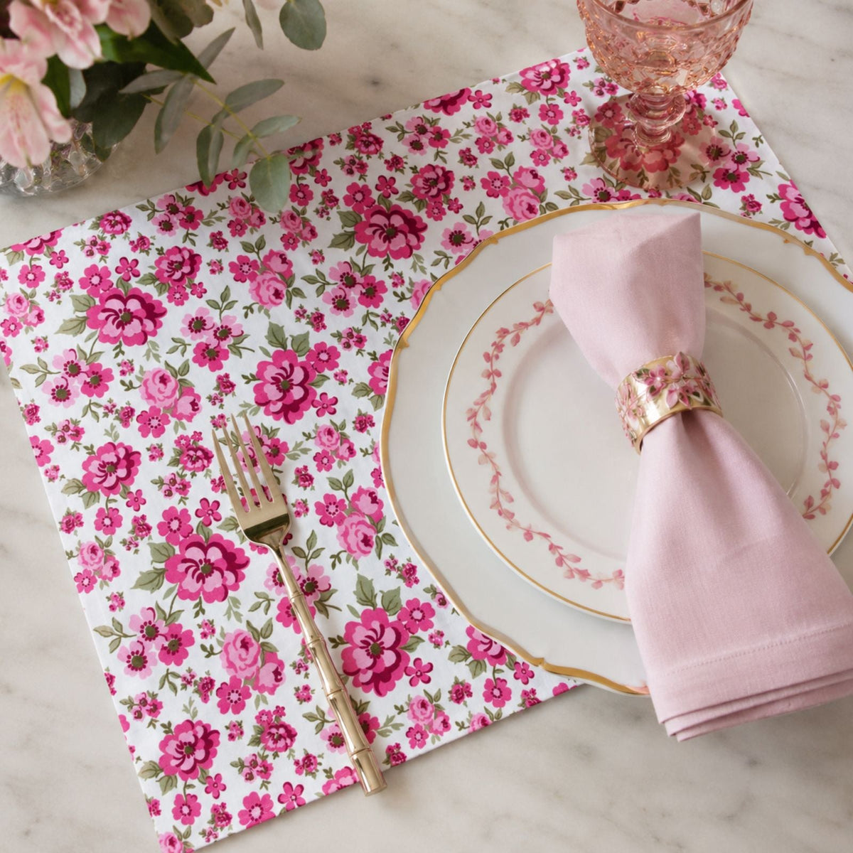 Charlo's Set of 4 Rectangular Placemats Floral Cupid 18" x 12"